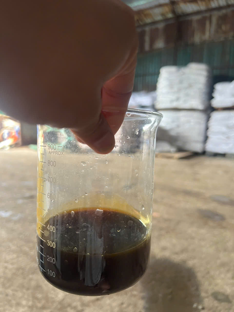 ngoai-quan-dung-dich-demulsifier-lh-38